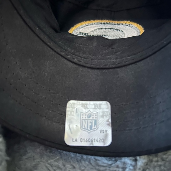 Green Bay Packers Embroidered Cadet Bling Hat Womens Adjustable Strap Cap - Picture 3 of 4